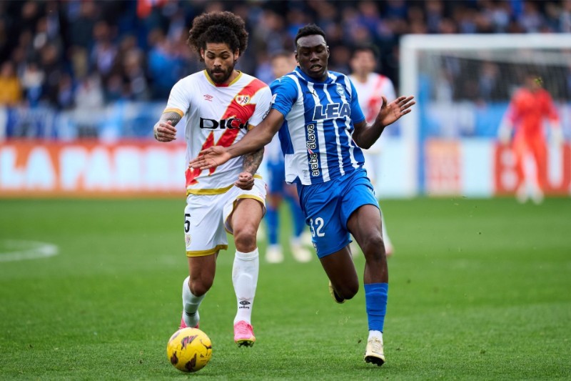 Alaves quyết chiến với Vallecano