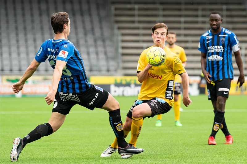 Elfsborg khó ngăn cản Sirius giành 3 điểm